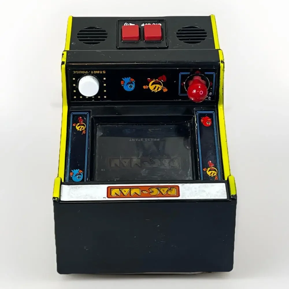 PAC MAN Mini Handheld Arcade Video Game Bandai NAMCO Entertainment 09545